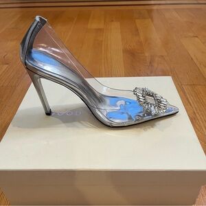 Good American Women’s Cinderella Pumps Glass Lucite Silver Shoes Size 7 NWT